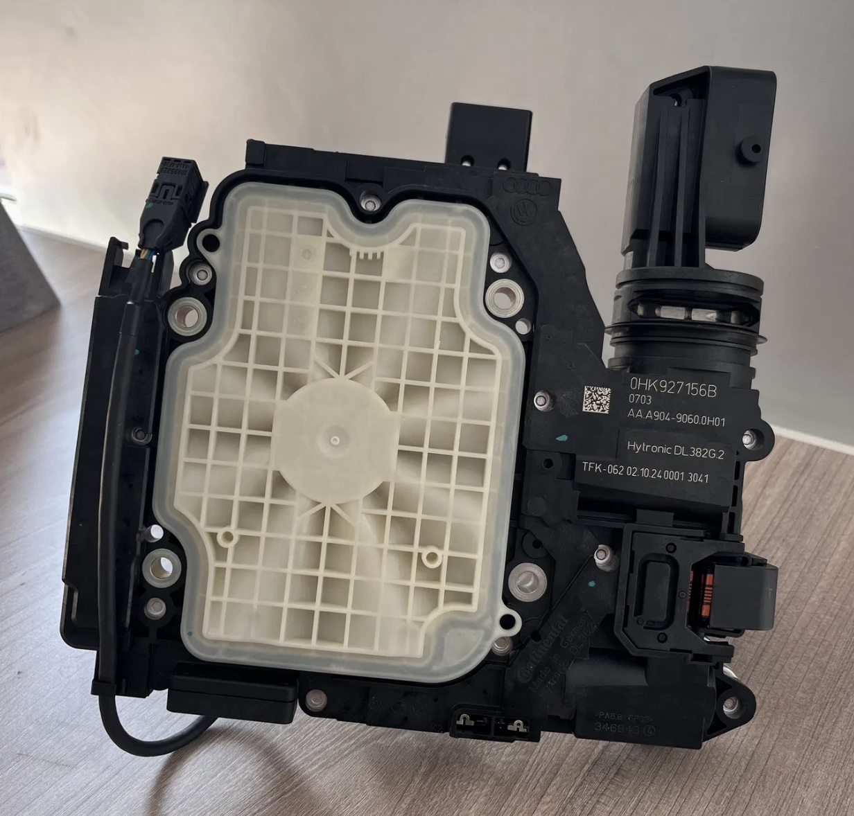 奥迪大众热销汽车零件 0HK927156b 变速箱控制单元