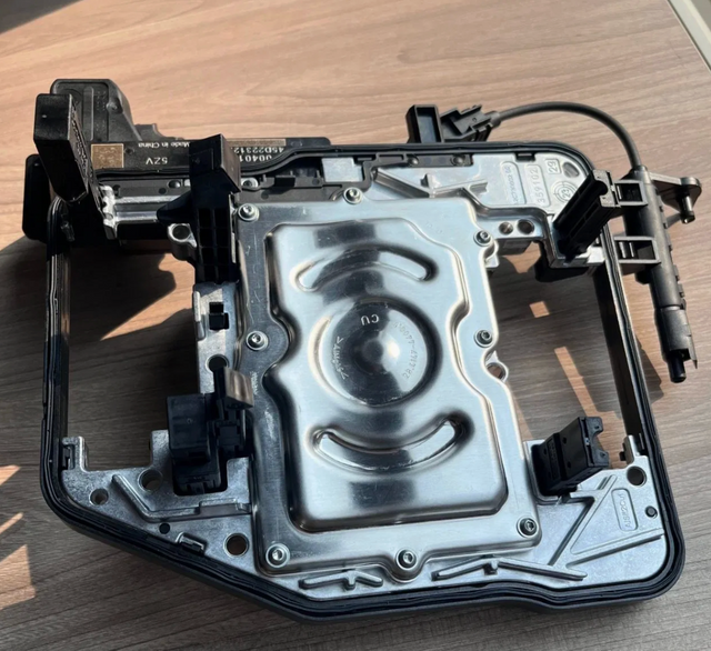 全新变速箱控制模块 0am927769d Dq200 变速箱零件 Tcu 7 速适用于大众奥迪