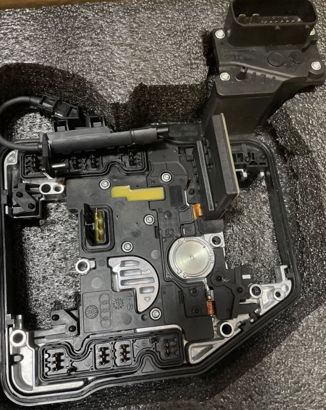 全新变速箱控制模块 0am927769d Dq200 变速箱零件 Tcu 7 速适用于大众奥迪